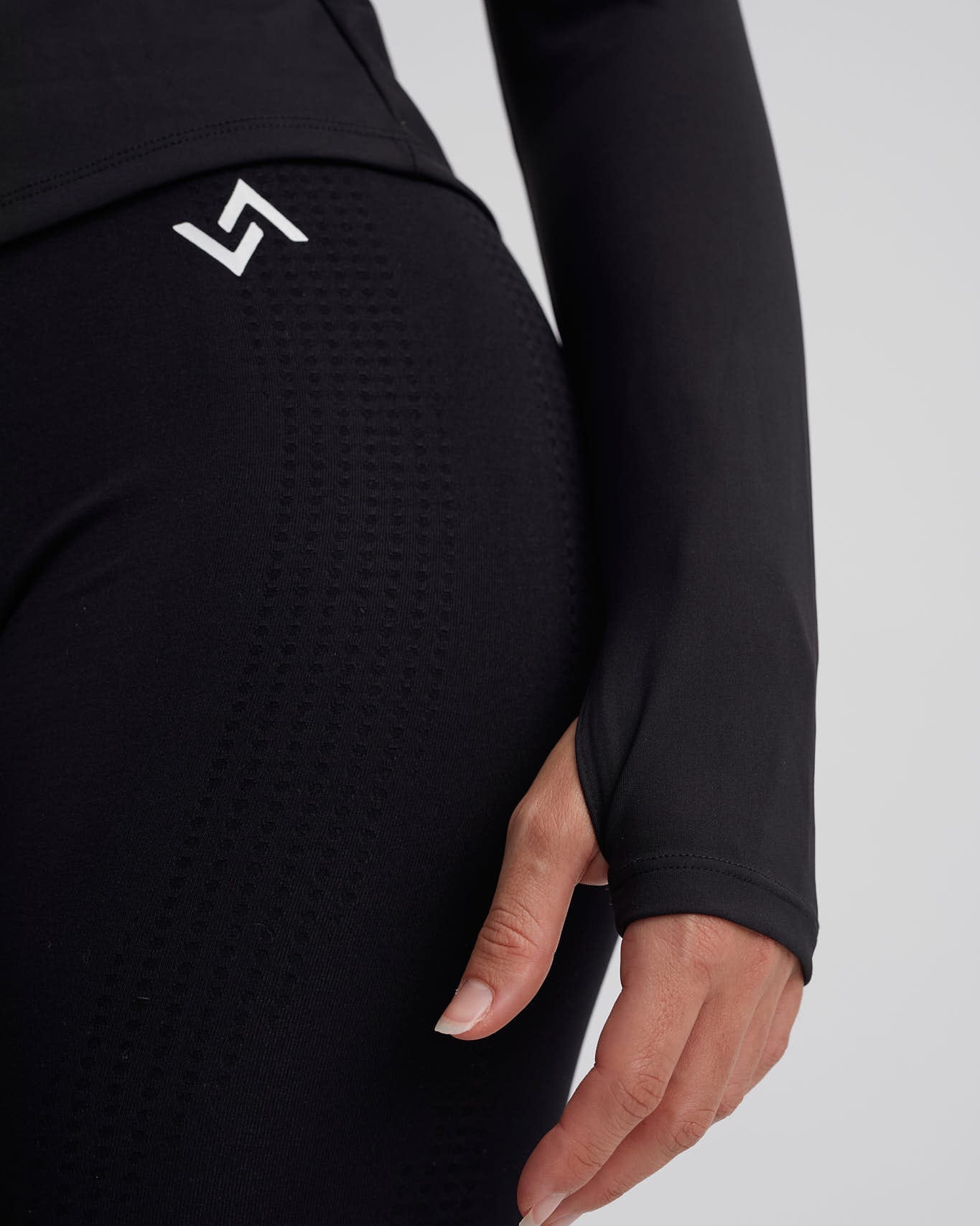 Chaqueta deportiva slim fit mujer