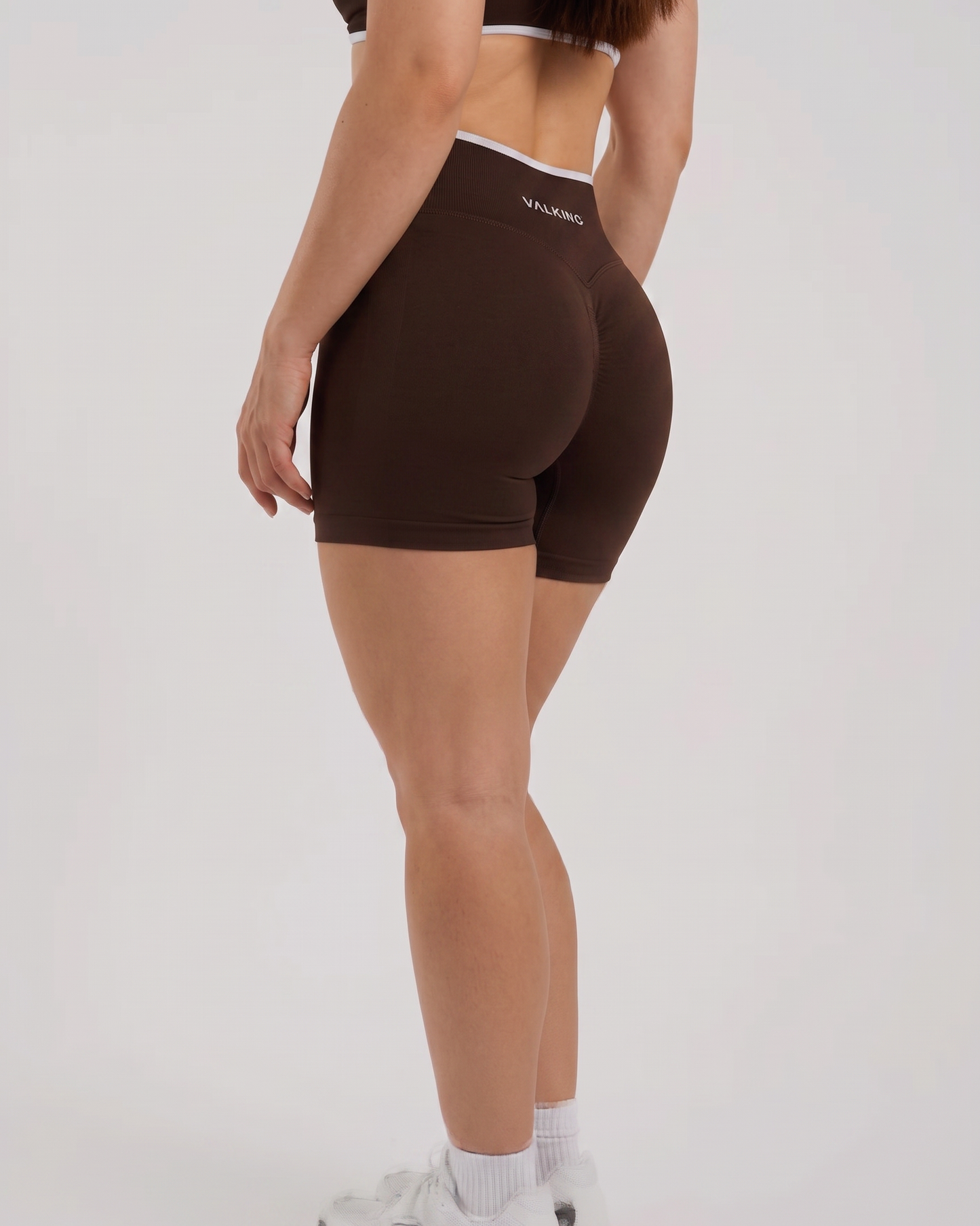 Short_scultp_marron_oscuro