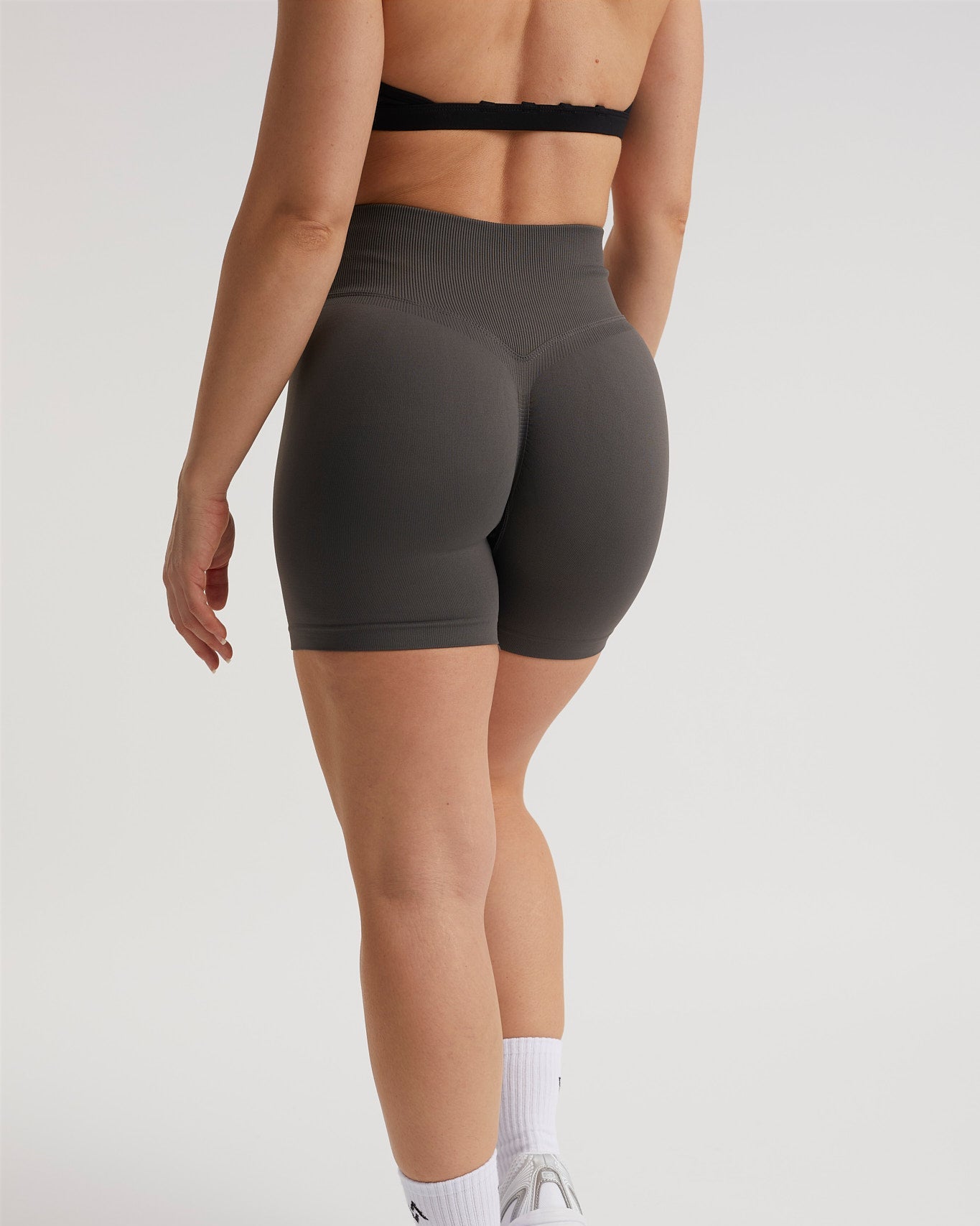 Shorts color gris para mujer