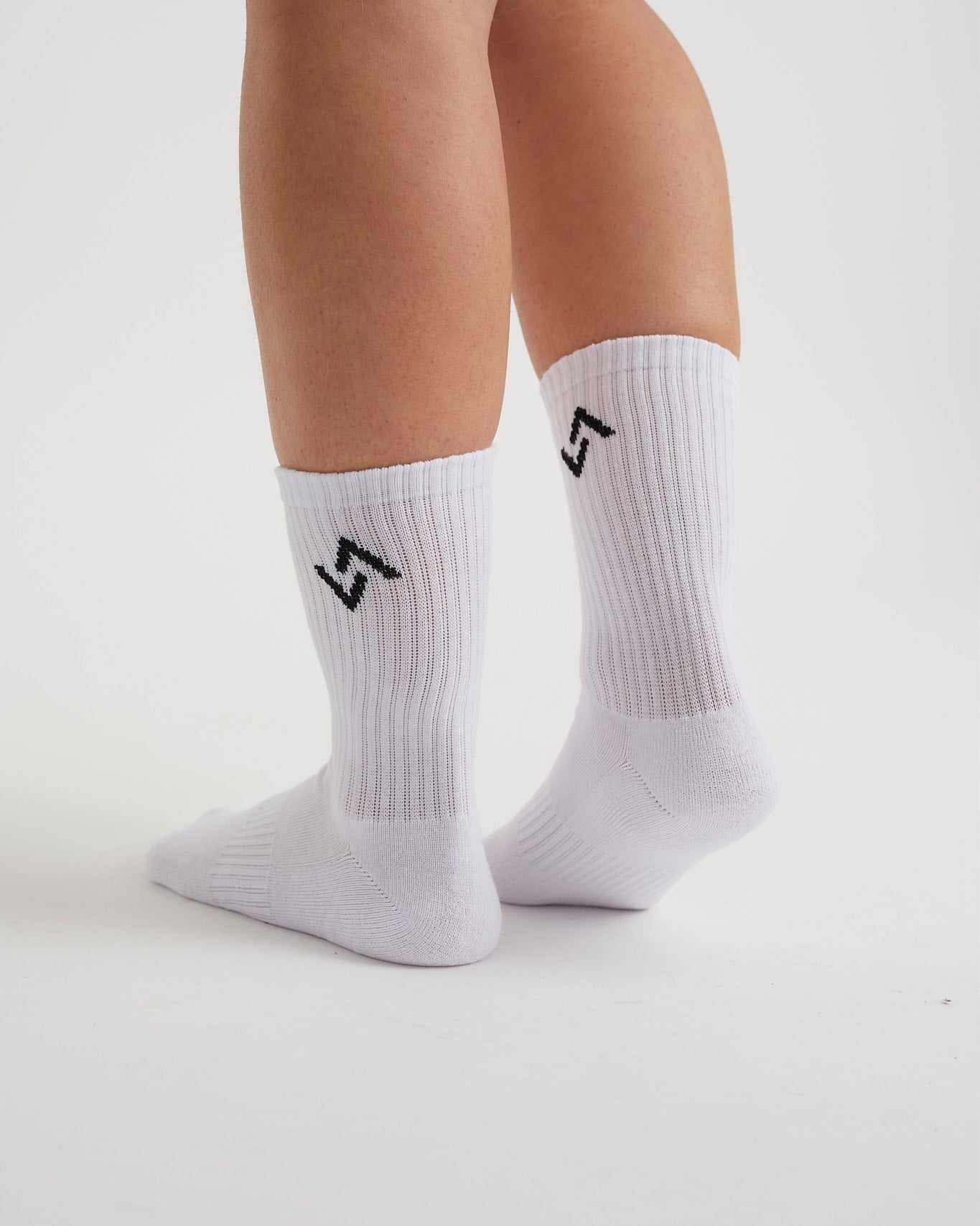Calcetines_deportivos_blancos