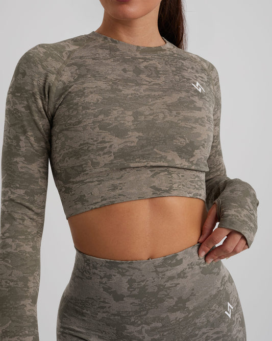 Crop top deportivo manga larga efecto militar