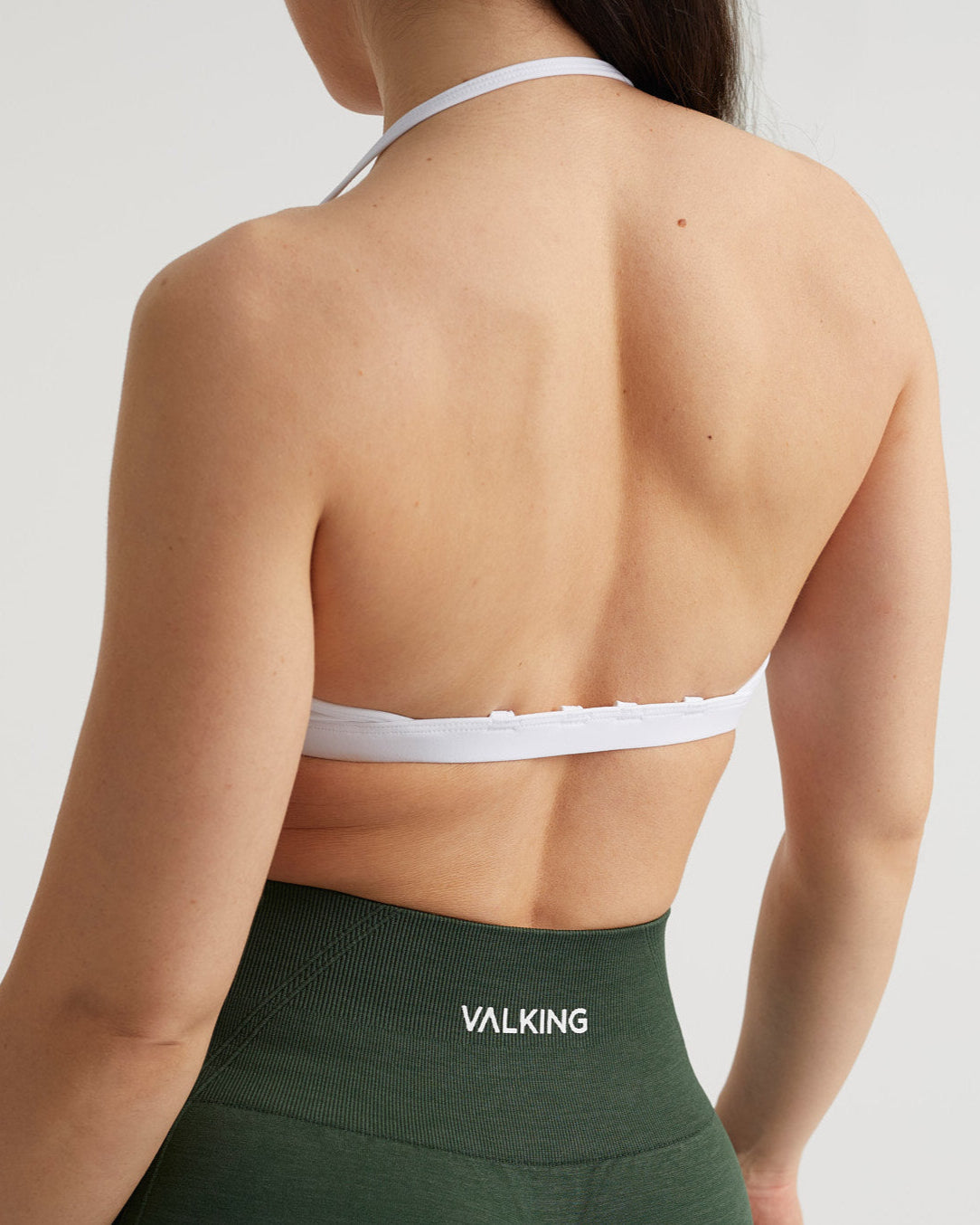 Espalda abierta top deportivo blanco