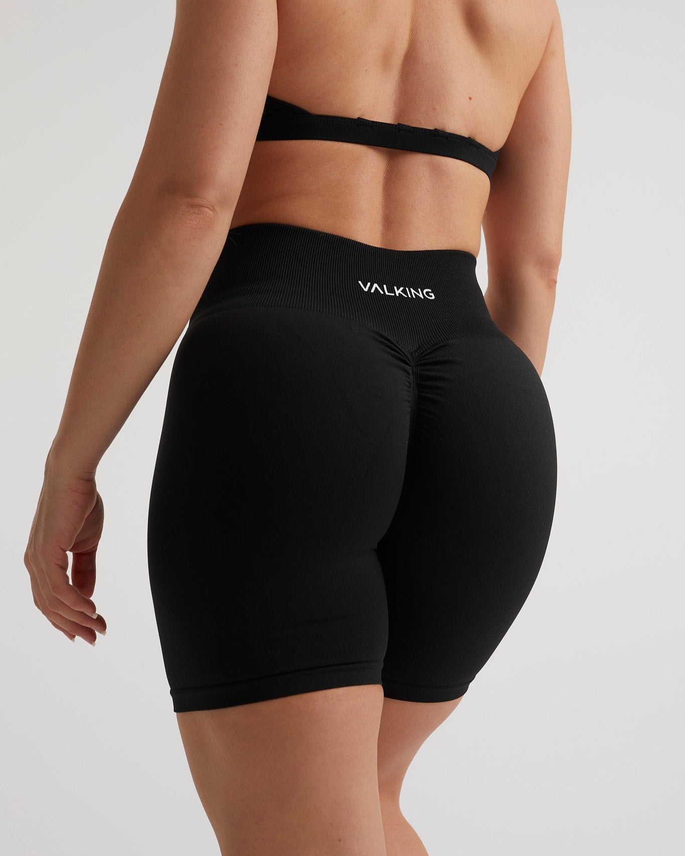 Short deportivo color negro para mujer