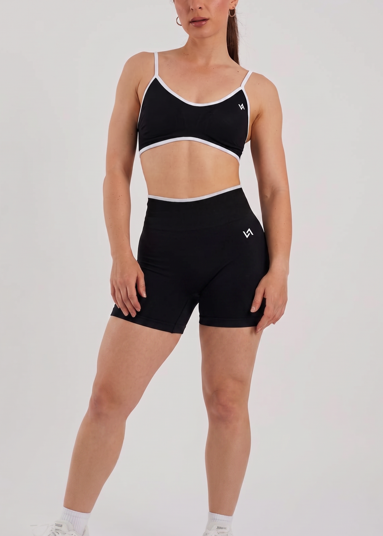 Short_sculpt_negro