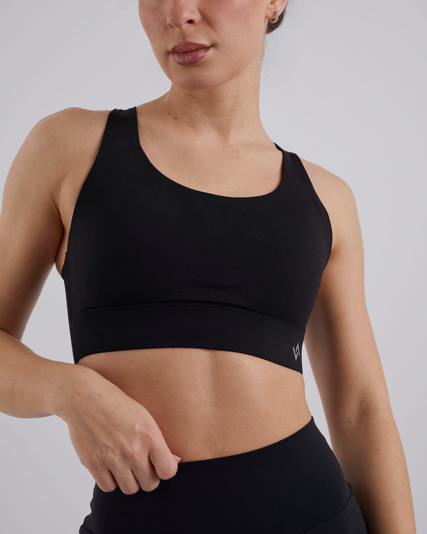 Sujetador deportivo negro de alta sujeción 