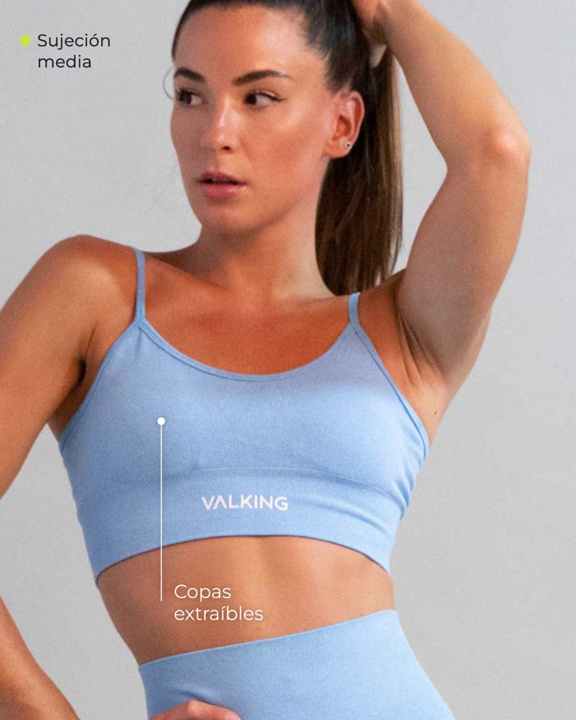 Top Core Comfort azul con copas extraíbles y sujeción media