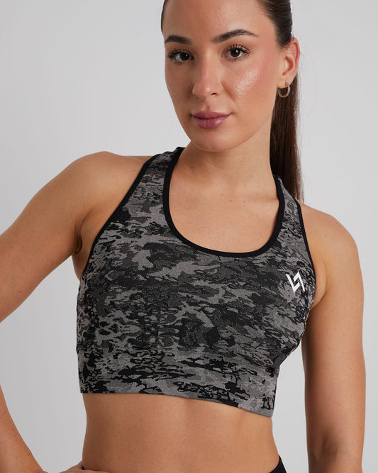 top negro deportivo con estampado militar