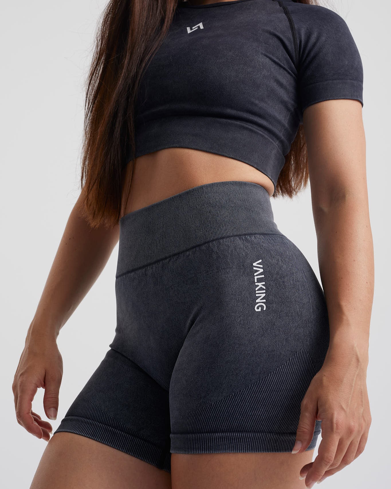 conjunto deportivo color negro