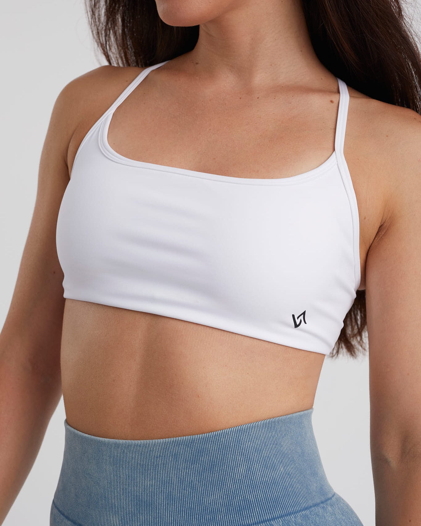 top basico blanco deportivo para chica